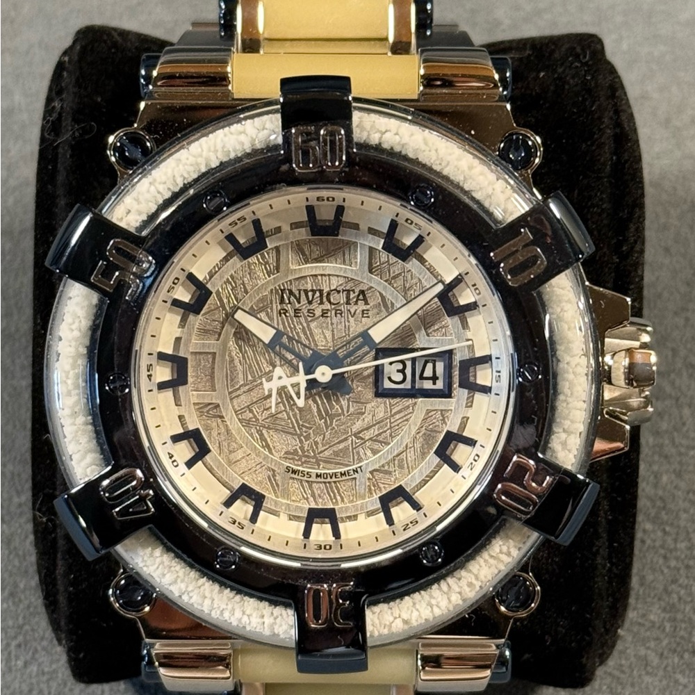 ThermoGlow Men
Model 36899 - Men's Watch Quartz